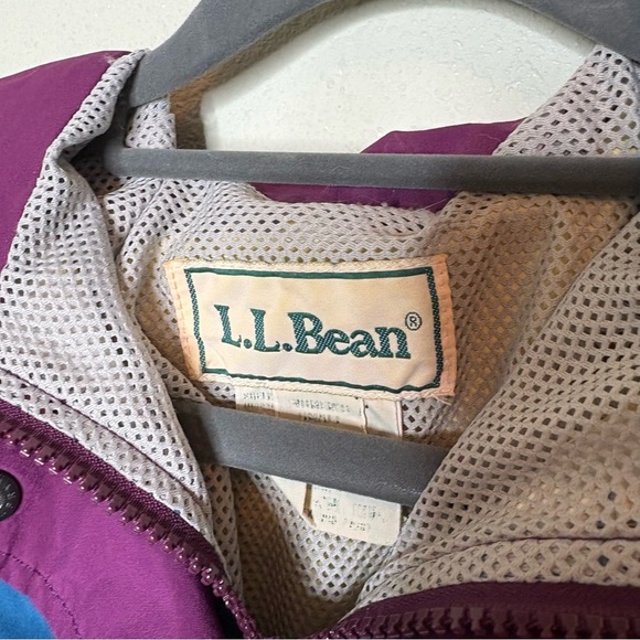 Vintage L.L. Bean Women's Blue and Purple  Rain Jacket Women's Small - Picture 4 of 11